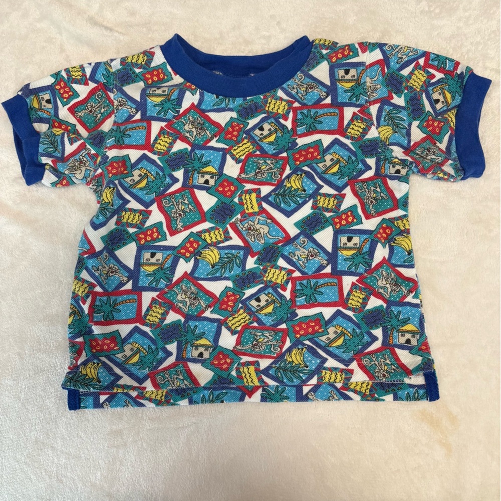 VTG Circo 4T T shirt with monkeys and hut homes on it